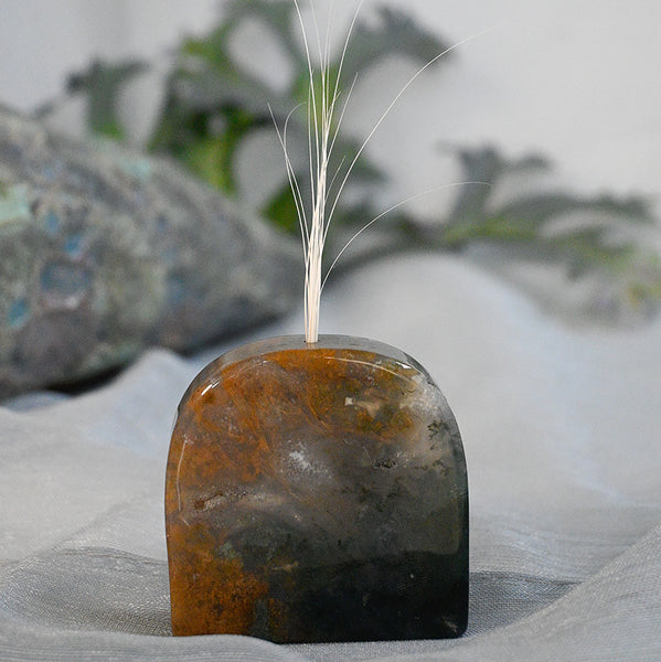 Load image into Gallery viewer, The Whisker Vase - Moss Agate