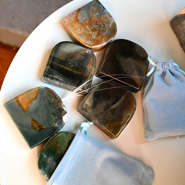 Load image into Gallery viewer, The Whisker Vase - Moss Agate